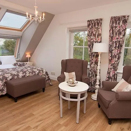 Bed & Breakfast Boerderij De Fryhof 3*