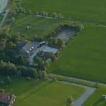 Bed & Breakfast Boerderij De Fryhof 3*