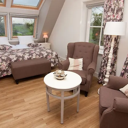 Bed & Breakfast Boerderij De Fryhof Grootschermer